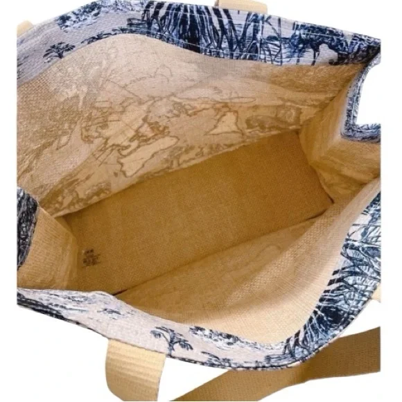 Dior Around the World Tote Bag - Picture 7 of 7